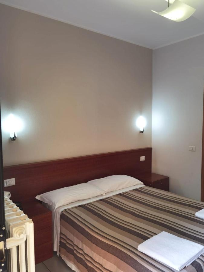 Hotel Bonola Milano Exterior foto